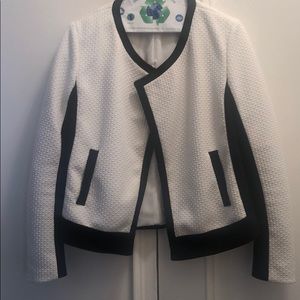 Ann Taylor White & Black Blazer